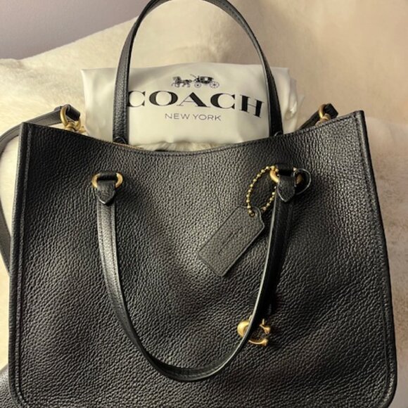 Coach - Black Refined Pebble Leather Tote & Wallet - Picture 5 of 8